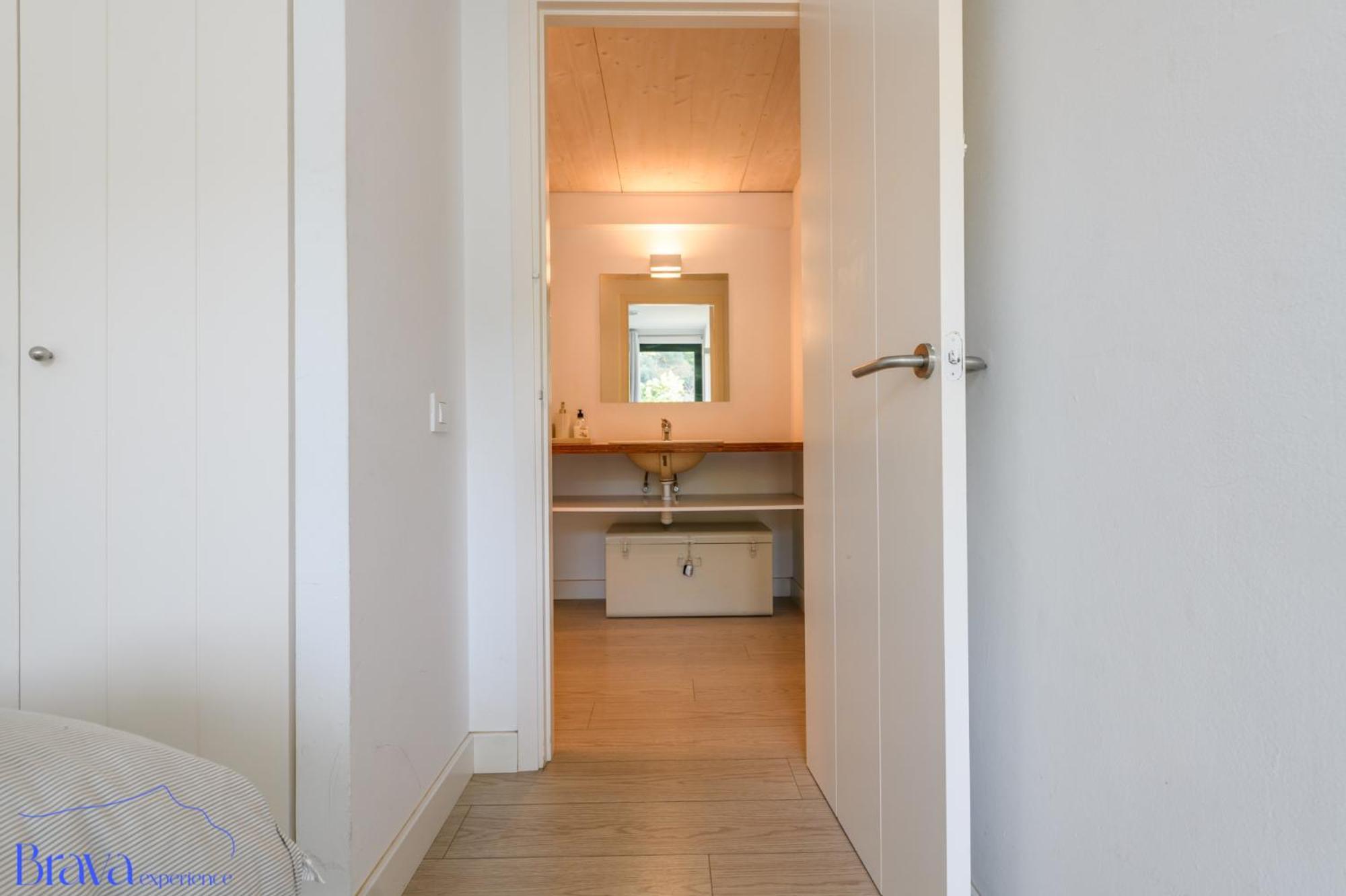 Duplex Sa Tarongeta - 5' Playa I Vistas I Terraza 20M2 I Ascensor I Equipado Lägenhet Cadaqués Exteriör bild