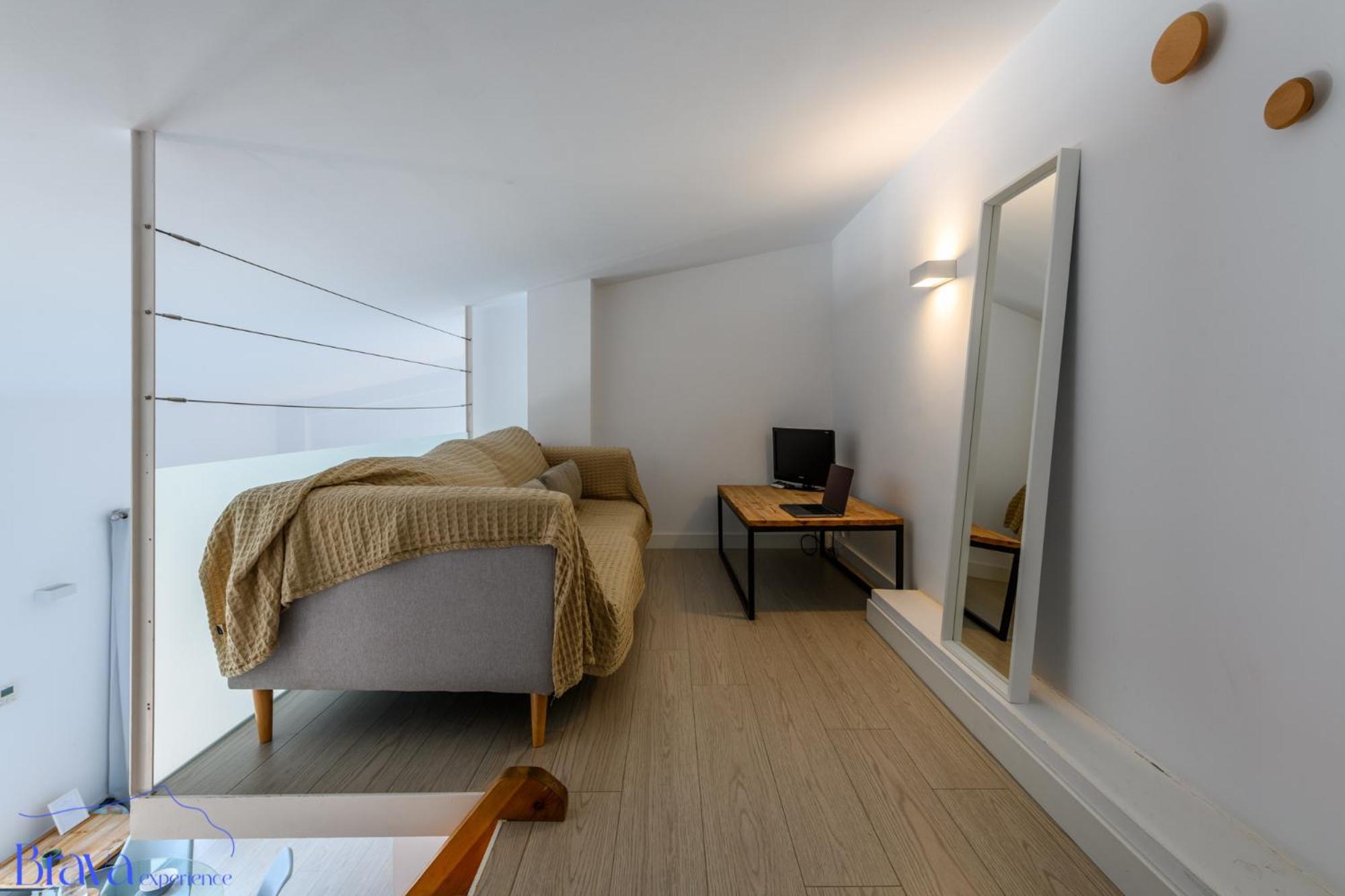 Duplex Sa Tarongeta - 5' Playa I Vistas I Terraza 20M2 I Ascensor I Equipado Lägenhet Cadaqués Exteriör bild